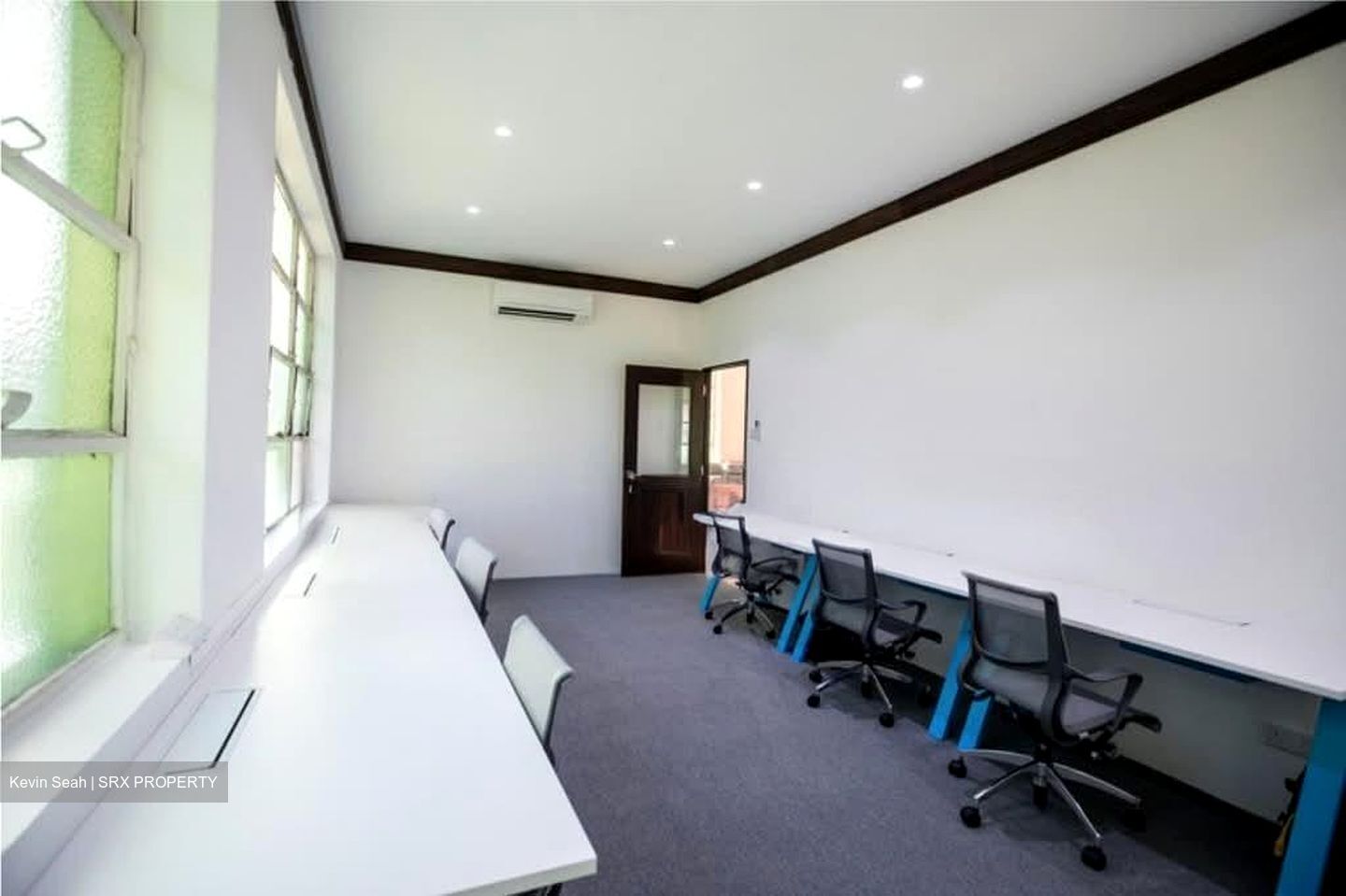 Paragon Medical Centre (D3), Office #572116411